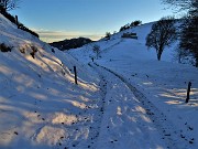 Sulle nevi dei Piani d’Artavaggio (1650 m) da Avolasio (1050 m) il 29 novembre 2021  - FOTOGALLERY